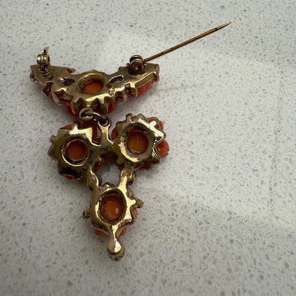 Vintage Dangle Brooch Pin Coral Roses Gold Tone Faux Seed Pearls Celluloid - Picture 7 of 8
